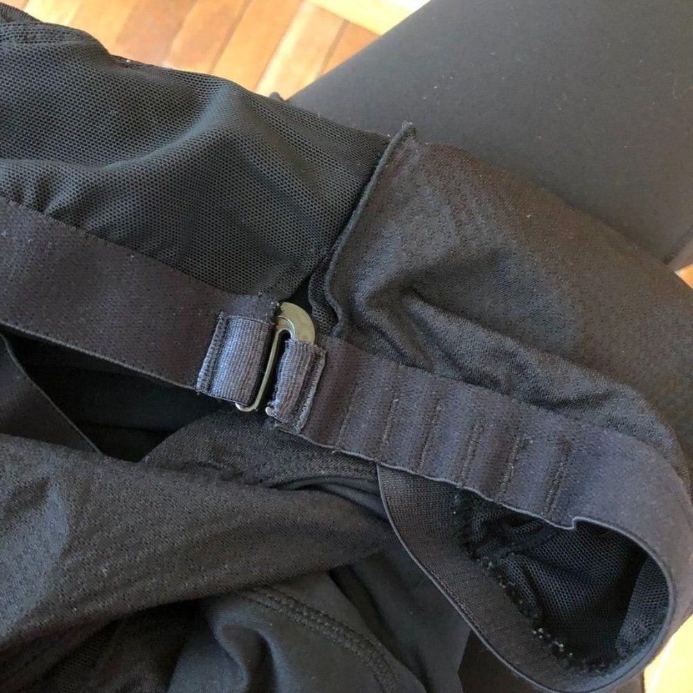 Lululemon 8 Black Adjustable Bra Tank Top - Picture 8 of 8